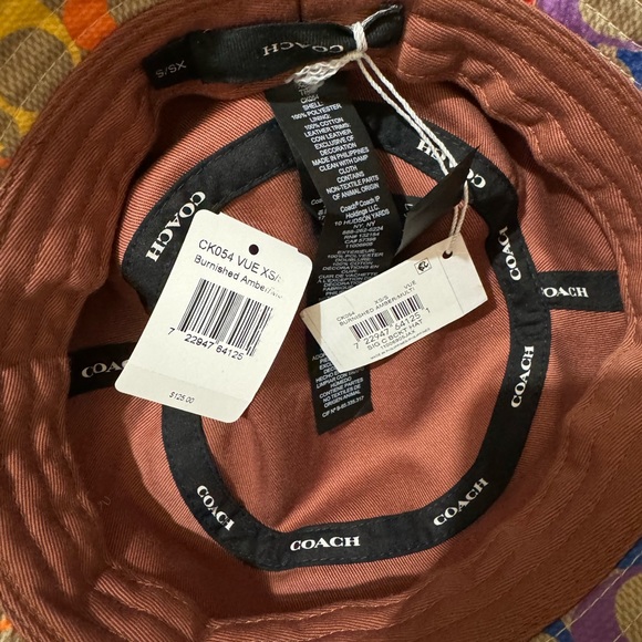 🌈 Coach Rainbow Signature Bucket Hat